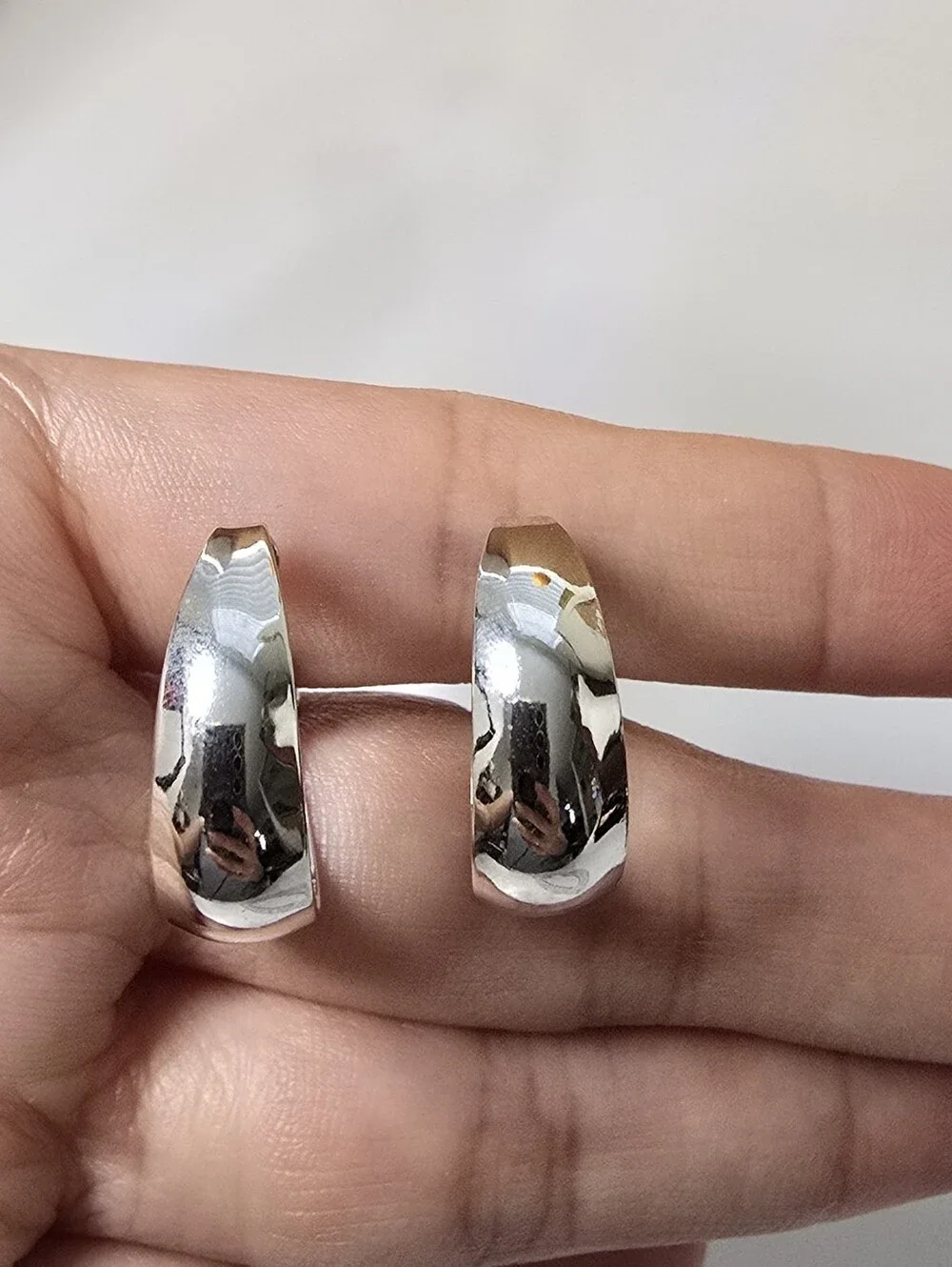 Others shiny silver